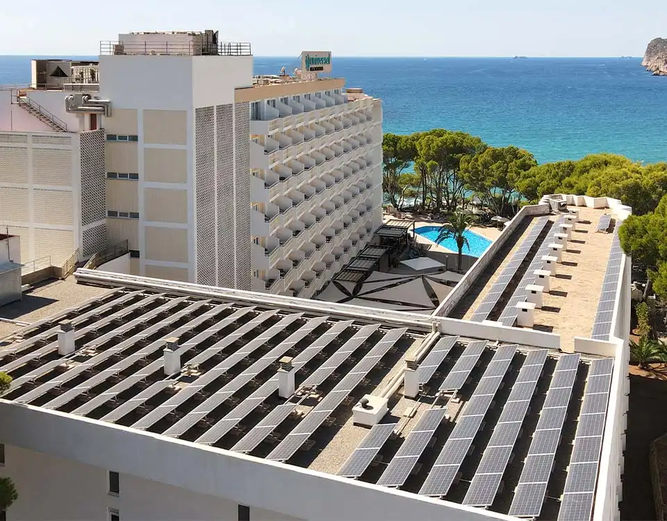 valores valores universal beach hotels